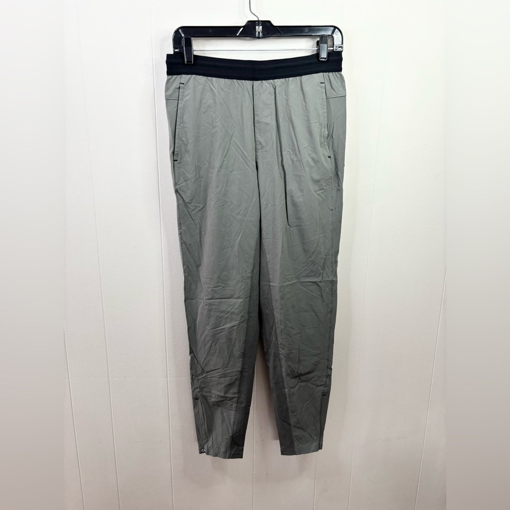 Everlane jogger sweatpants tapered size SM grey green drawstring new
